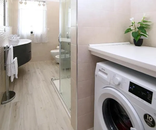 Residenza Oltremare بيسْكيتْشّي